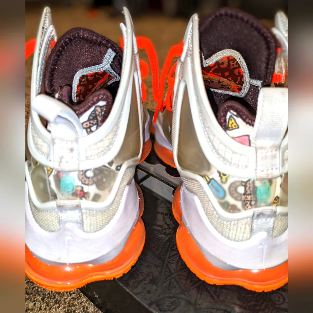 Nike LeBron XIX "Fast Food" Men's Basketball Trainer Sneakers - Picture 12 of 15
